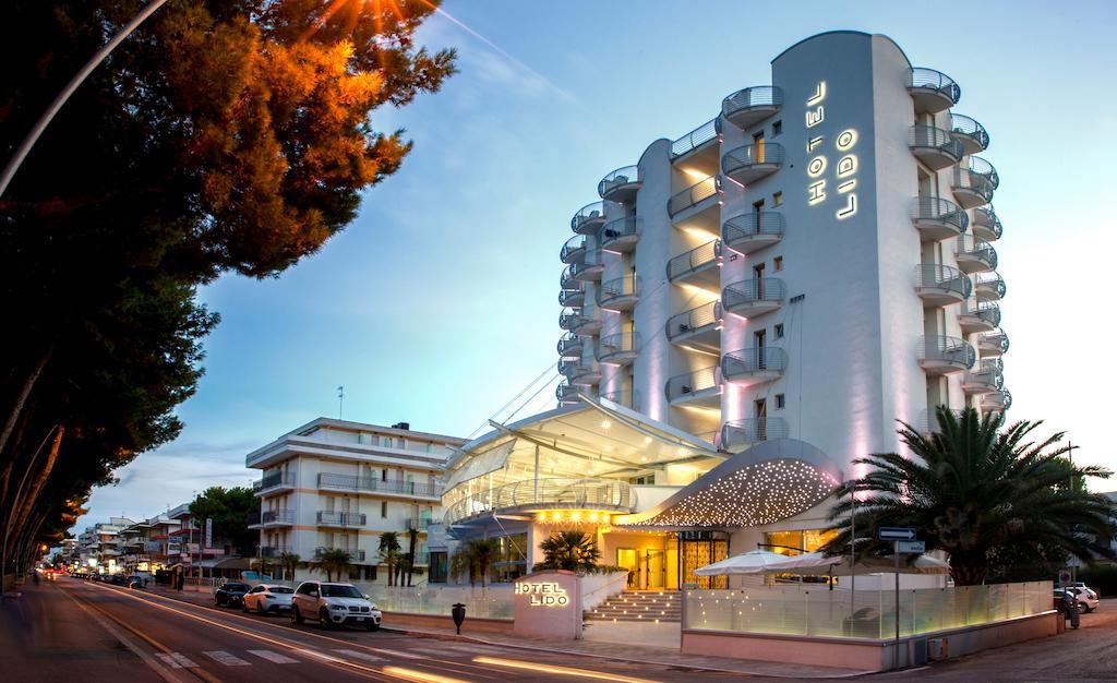Hotel Lido Alba Adriatica Exterior foto